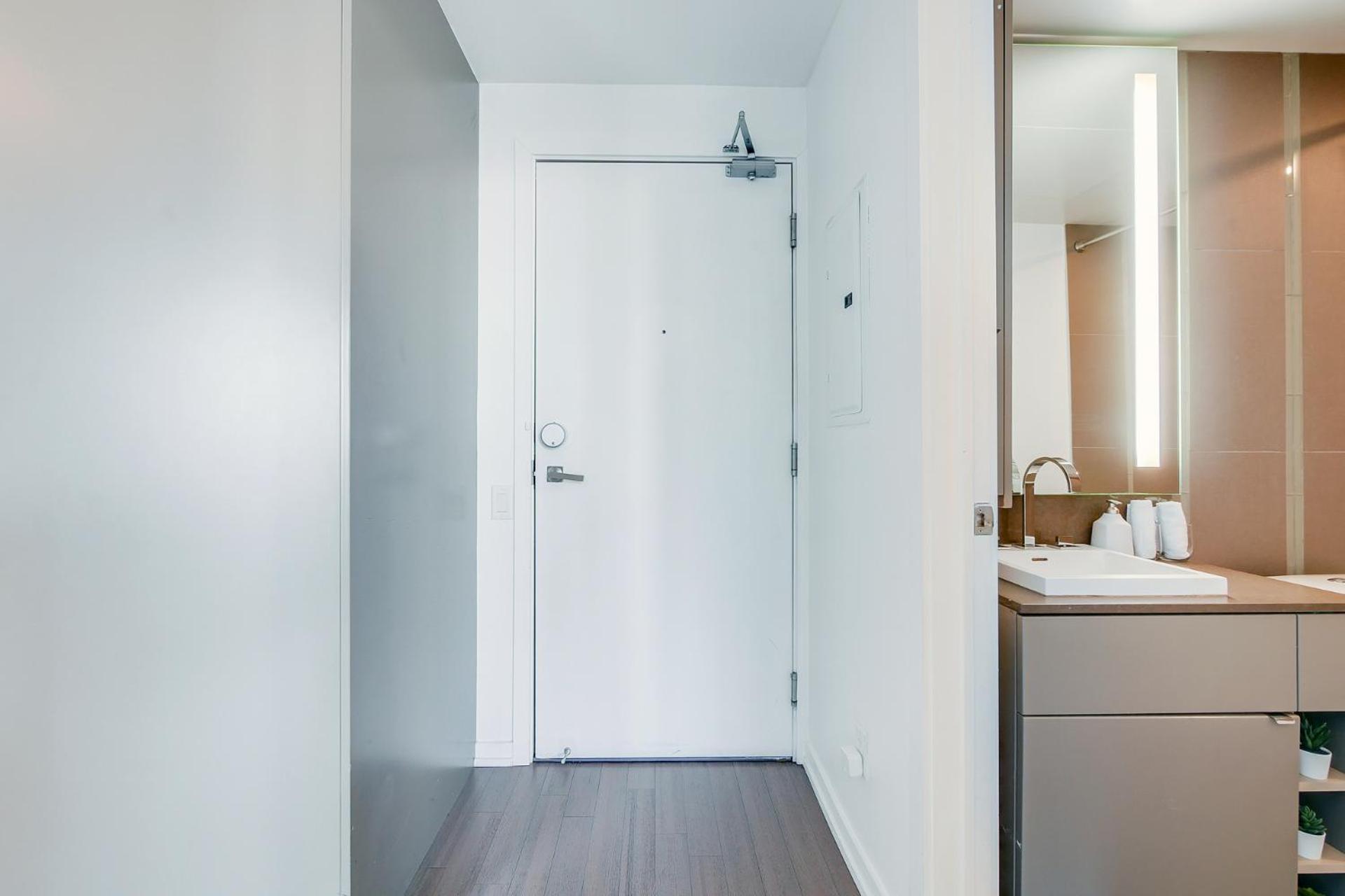 1Br Condo - City View, Near Cn Tower & Rogers Center Toronto Dış mekan fotoğraf